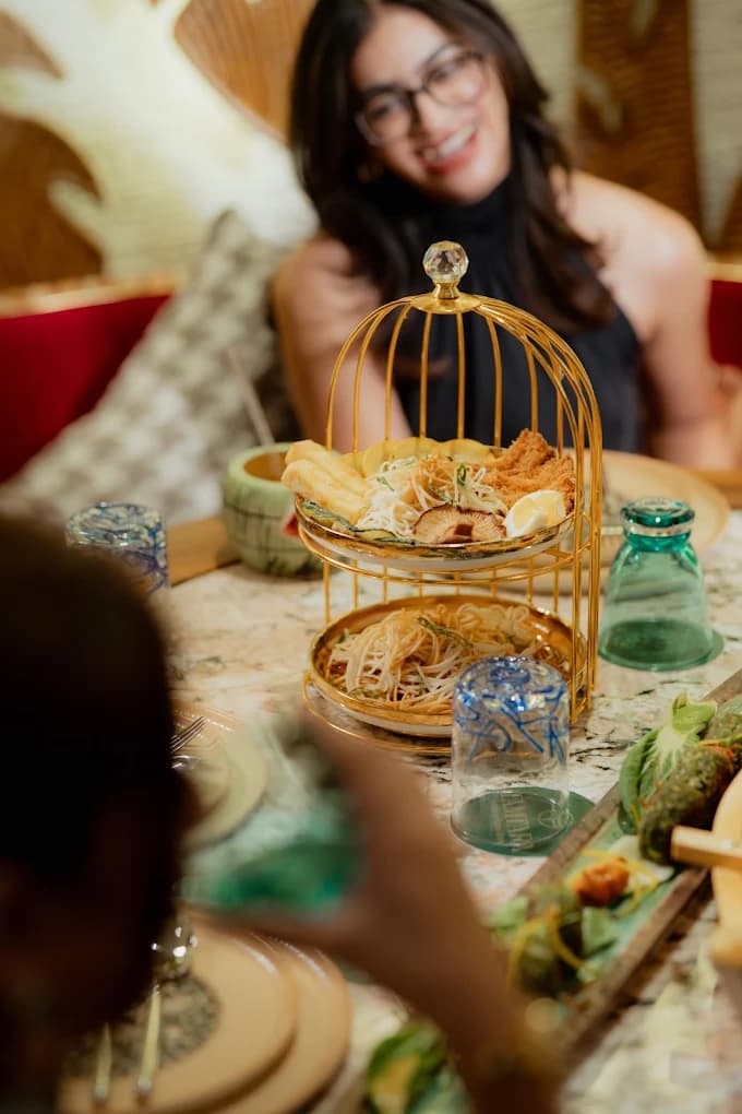Shared Tables & Intimate Dining
