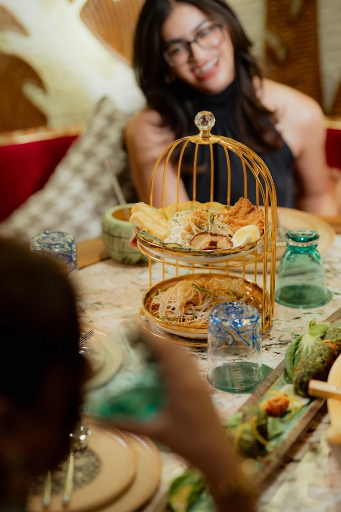 Shared Tables & Intimate Dining